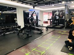 -简·无界健身工作室·运动康复·体态(石厦店)