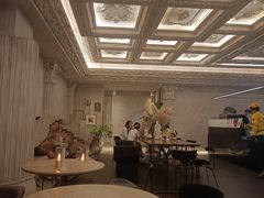 店内布置-玲婧胡同·生日蛋糕·餐厅(嘉里城店)