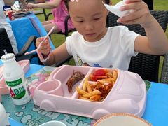 -水桶王国主题餐厅·聚会·生日派对·亲子活动·家庭套餐(亚龙湾希尔顿店)