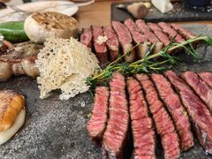 -Mark&Mars Restaurant