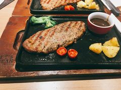 -必胜客(砂之船中东奥莱店)