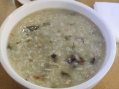 皮蛋瘦肉粥-台北楚楚园馅饼粥(虹桥南丰城店)