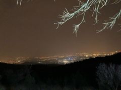 -鬼笑石后山停车场