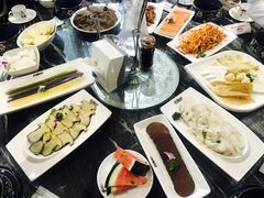 -何鲜菇火锅(大营盘店)