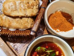 -老滇山寨•云南特色菜•地方菜•民族风情歌舞表演(金碧店)