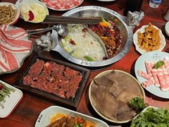 -袁老四重庆老火锅(桐梓坡店)