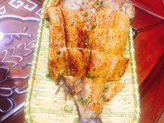 -乡村馕坑肉·烧烤·新疆菜·本地人更爱吃(阿勒泰首店)