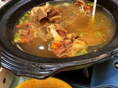 -香山湖家家宴(中山陵店)