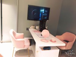 -苑苑vbeauty科技美容SPA