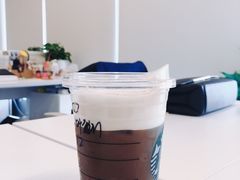 -星巴克(静安嘉里中心B2店)