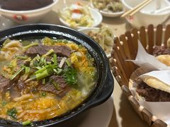 -闫家驴肉老店(华电一校店)