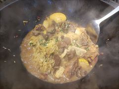 -袁小二大东北铁锅炖(吉祥村总部)