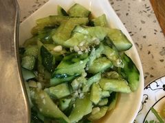 -兔行天下-鸿鹤鲜锅兔(中海国际店)