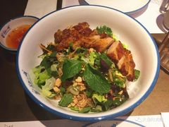 -美奈小馆·越南料理(中航城君尚购物中心店)