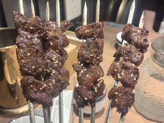 -街角等你.大连海鲜烧烤.经典铁板海鲜串(西安路店)