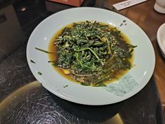 -东口码头·烧鸽子·鱼头泡饼·地方菜(金鹰悦城店)