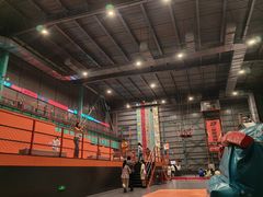 -极限PLAY运动娱乐新世界·团建派对表演休闲馆·室内高空游乐园