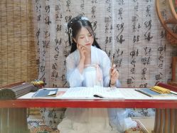 -汉仪华裳汉服馆(打浦桥店)