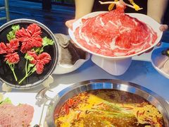 -茅草房·河畔园林火锅