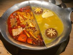 -湊湊火锅·茶憩(杭州湖滨银泰in77店)