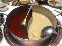 -洪氏嗨捞·猪肚鸡火锅(阳光天地店)