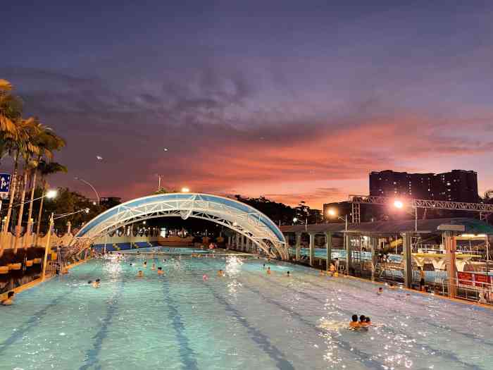 湛江市跳水运动学校游泳场-"环境:这里是赤坎人集体回忆,小时候夏天.