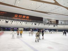 -冠军冰场CHAMPION RINK(环球银泰城店)