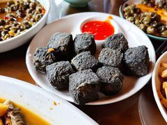 -芦茨金富饭庄·25年老字号·专做稻草鸡