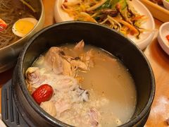 -长寿参鸡汤(朝韩风情街店)
