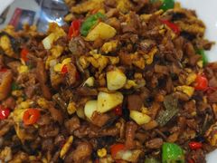 -湖南人家湘菜馆(镇江路店)