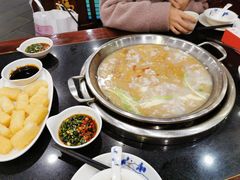 -老来福·非遗酸汤兔(凯旋路店)