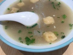 油豆腐鸭血粉丝汤-小杨生煎(湟普汇店)