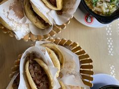 -闫家驴肉老店(华电一校店)