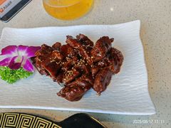-巧克力渔家.小船海鲜胶东菜(三浴场店)