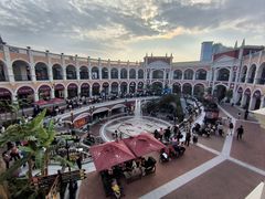 -佛罗伦萨小镇广佛名品奥特莱斯(疏港路店)