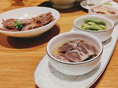 -乐忻皇朝(上海中心大厦店)
