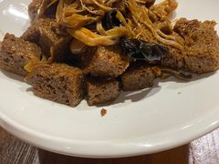 -金枝玉叶上海人家食府(三里河店)