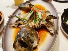 -八府香鸭·啫啫煲(华山路店)