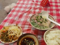 -老方桌烂蹄花川菜馆(九龙坡店)