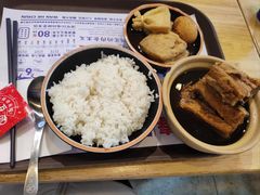 -万和春排骨砂锅米饭(新业广场店)