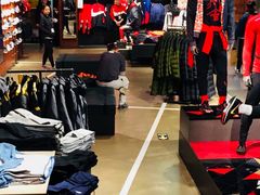 -NIKE武汉品牌体验店