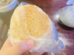 蟹壳黄-老半斋(福州路店)