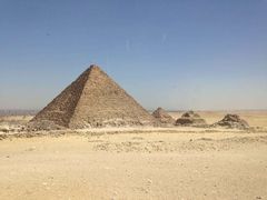 -吉萨金字塔群