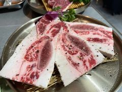 -围炉肉舍•炭烤活鳗•丹东海鲜烤肉(步行街店)