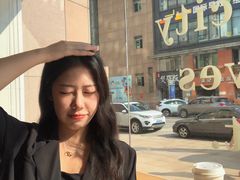 -顶东面包花园·生日蛋糕(世博店)