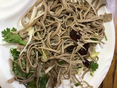 -溢心园香河肉饼总店