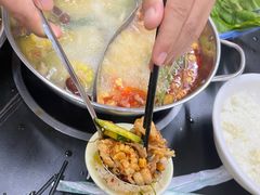 -周良天山牛杂城(天山路总店)
