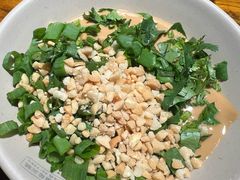 -老牌坊云南鱼豆花火锅(爱建店)