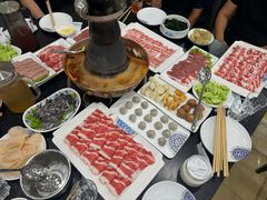 -楼外楼大刀肉传统火锅(西安大路店)