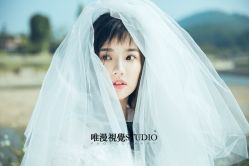 年轻个性-巴黎婚纱摄影工作室